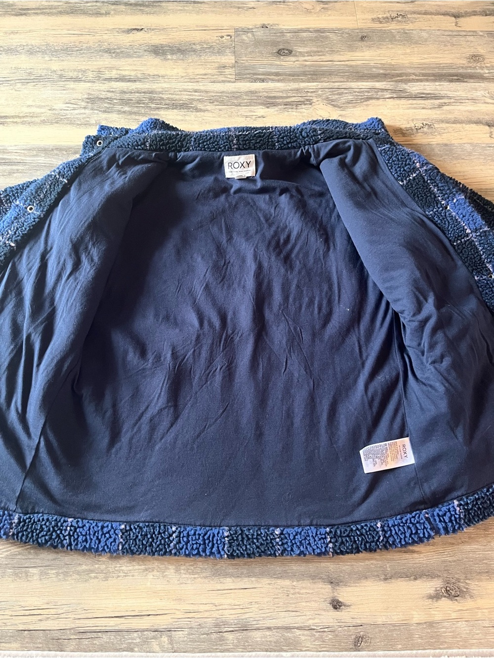 Women’s Roxy Jacket - Picture 5 of 6
